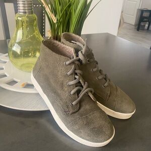 Tom’s Olive Green High-Top Sneakers 6.5  W